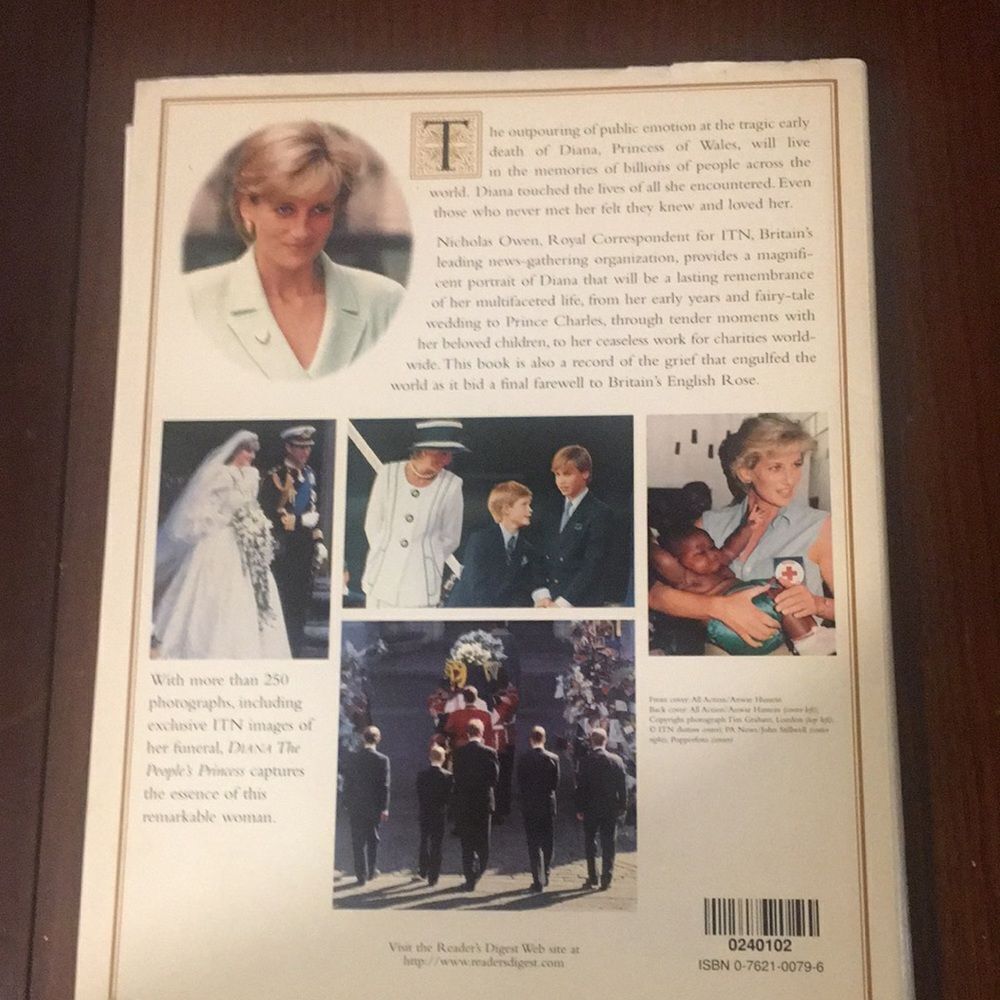 DIANA The Peoples Princess Book - Picture 2 of 7